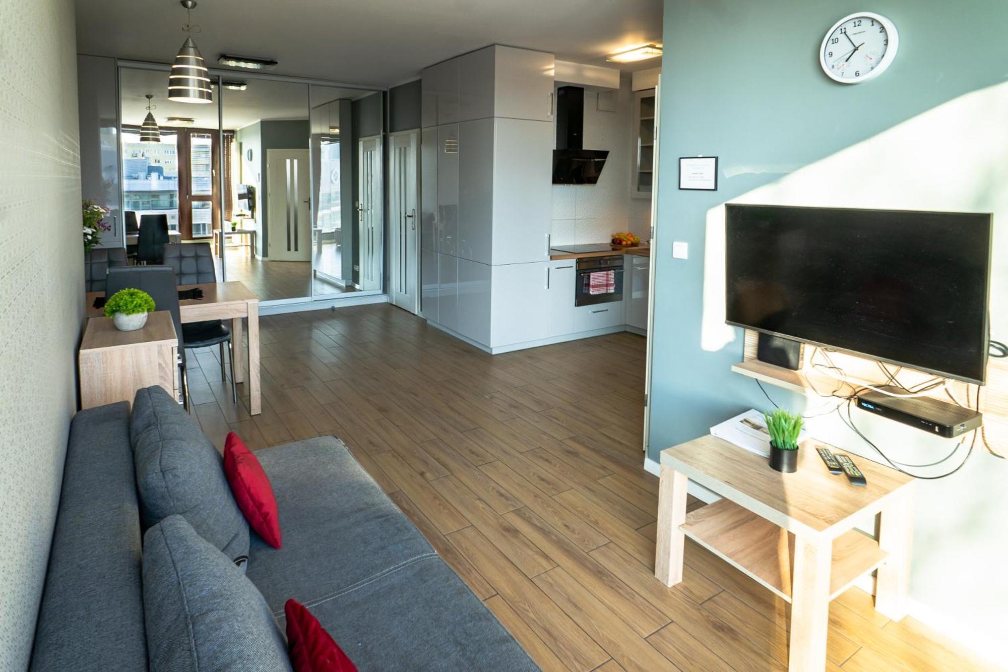 Apartament Triton In *