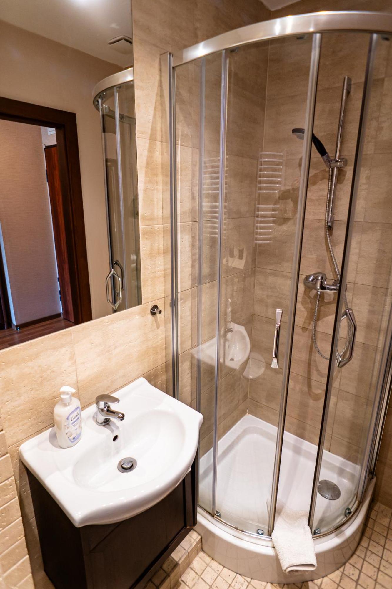 Apartament Triton In *