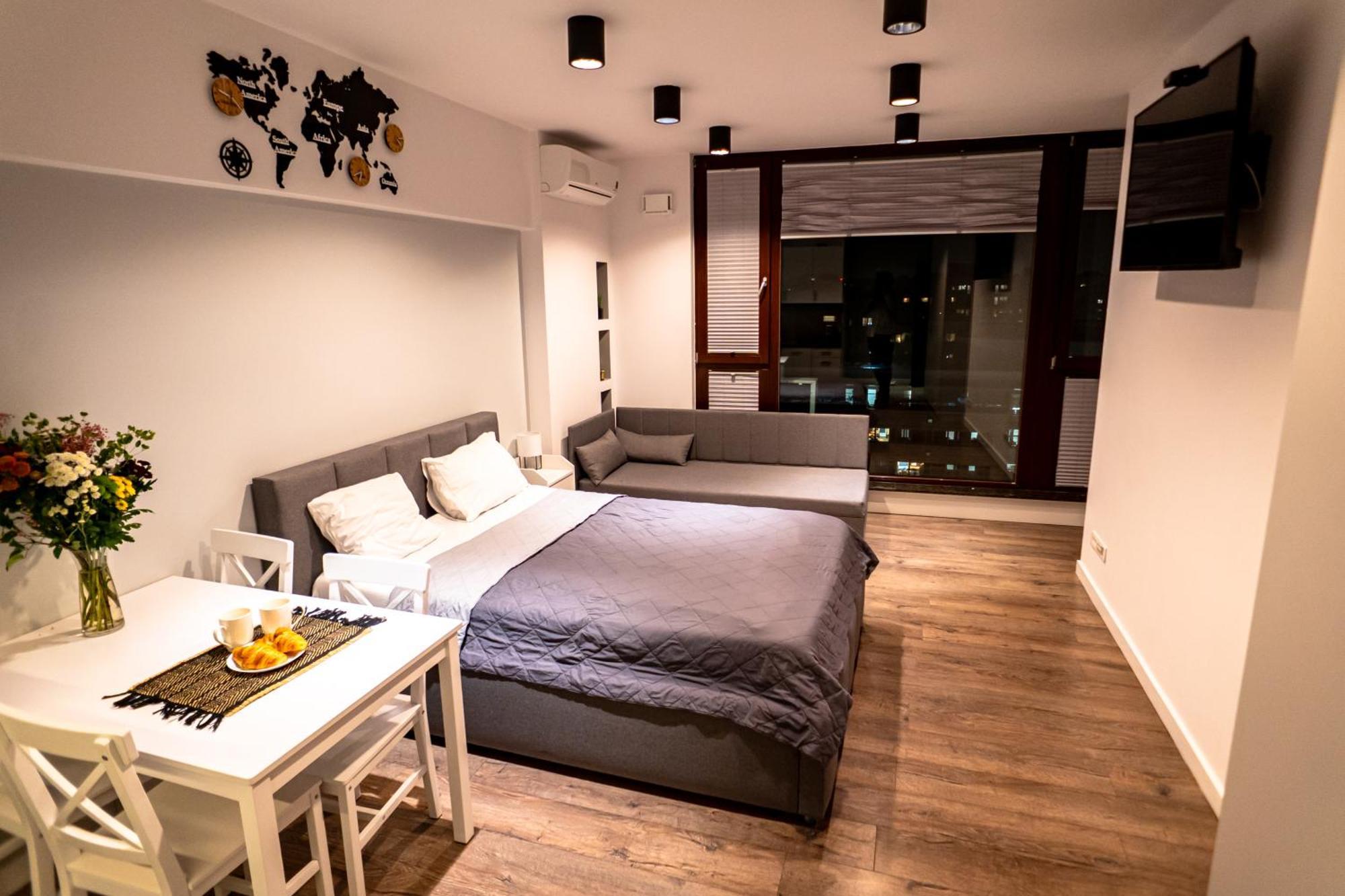 Apartament Triton In *